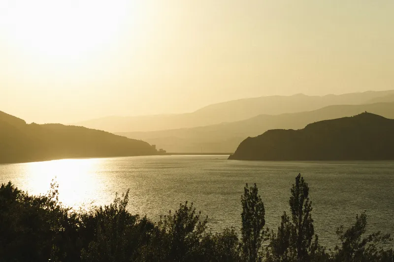 Golden Lake Mountain Sunset Nature wallpaper