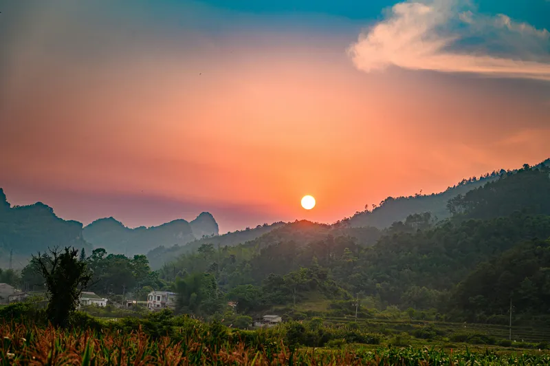 Misty Mountain Sunrise Vietnam Nature wallpaper