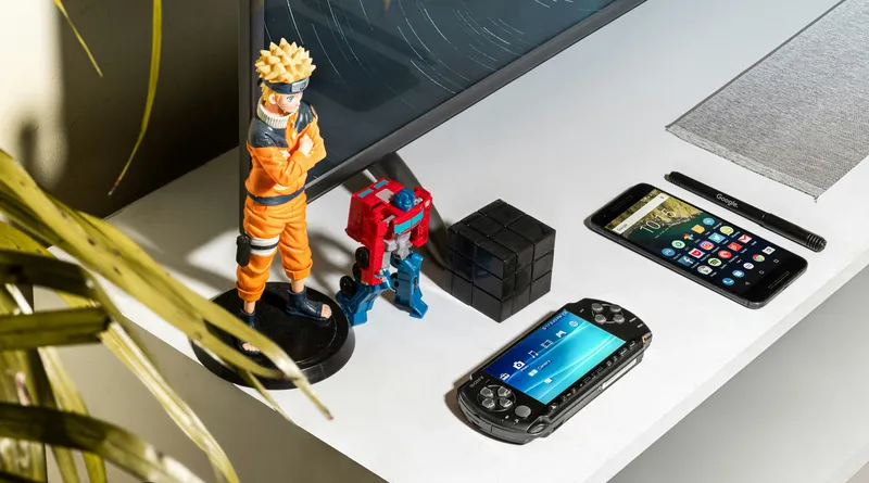 Naruto Tech Desk Figure Anime wallpaper